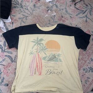 Hollister Black and Cream Short Sleeve Tee